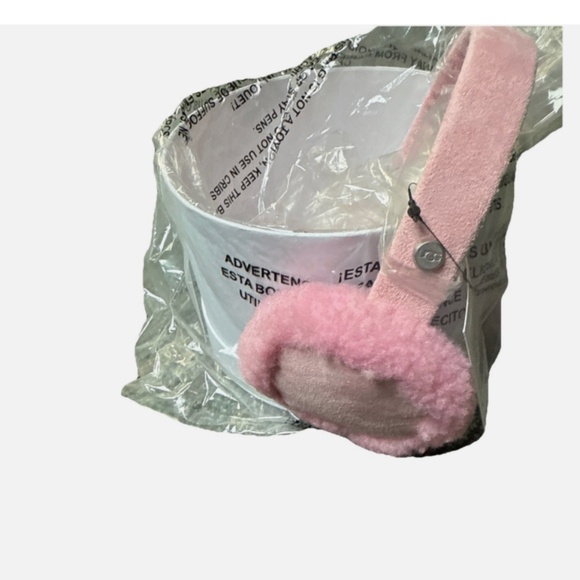 UGG KIDS SHEEPSKIN EARMUFFS, CANDY PINK, New In Gift Box, ONE SIZE - Picture 3 of 3